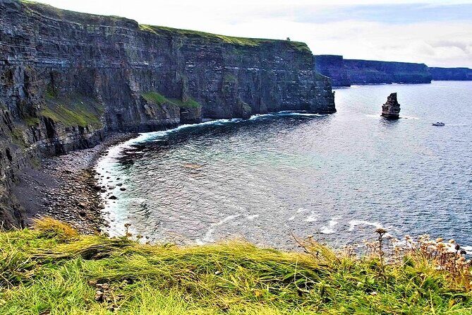 Cliffs of Moher walk with local farmer. Clare. Guided. 3.5 hours. - Starting in Doolin, Ending at the Visitor Centre (and Then… Back Again)