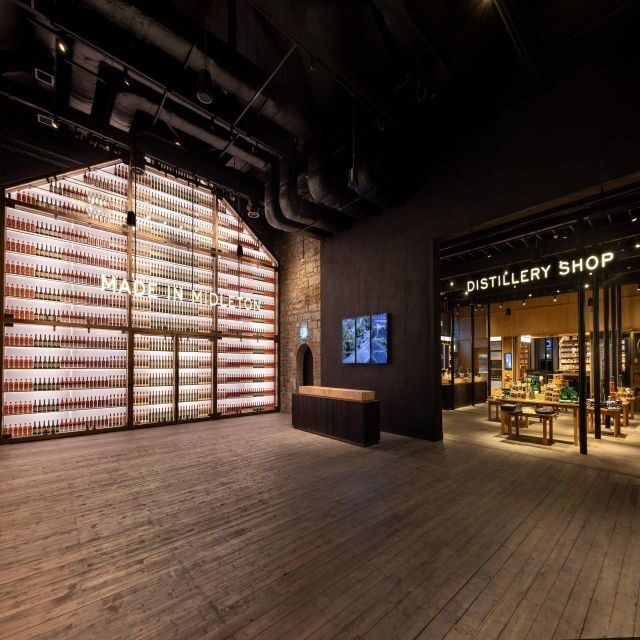 Cork: Jameson Irish Whiskey & Midleton Distillery Experience - The audiovisual intro and original distillery walk: old equipment with context