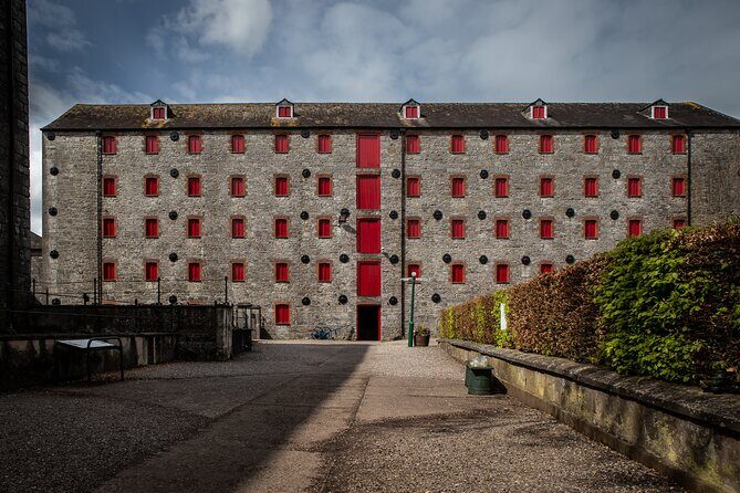 Cork Midleton DistilleryJameson Experience & Whiskey Tasting - The Restored 19th-Century Warehouse and Cask Aging Rooms