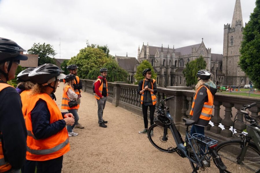 Dublin: Bike & E-Bike Tour with a Local Guide - Push bike vs e-bike: picking your comfort level
