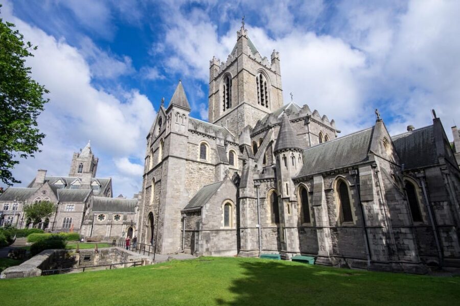 Dublin: Book of Kells, Dublin Castle and Christ Church Tour - Key things I’d bet on