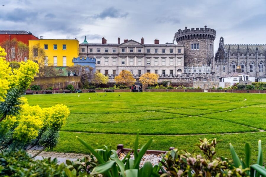 Dublin: Book of Kells, Dublin Castle and Christ Church Tour - Trinity College and the Book of Kells: the quiet part you’ll remember