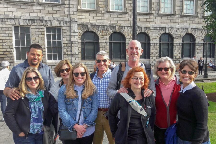 Dublin: Fast-Track Book of Kells Ticket & Dublin Castle Tour - Trinity College’s Old Library: Getting Up Close to the Book of Kells
