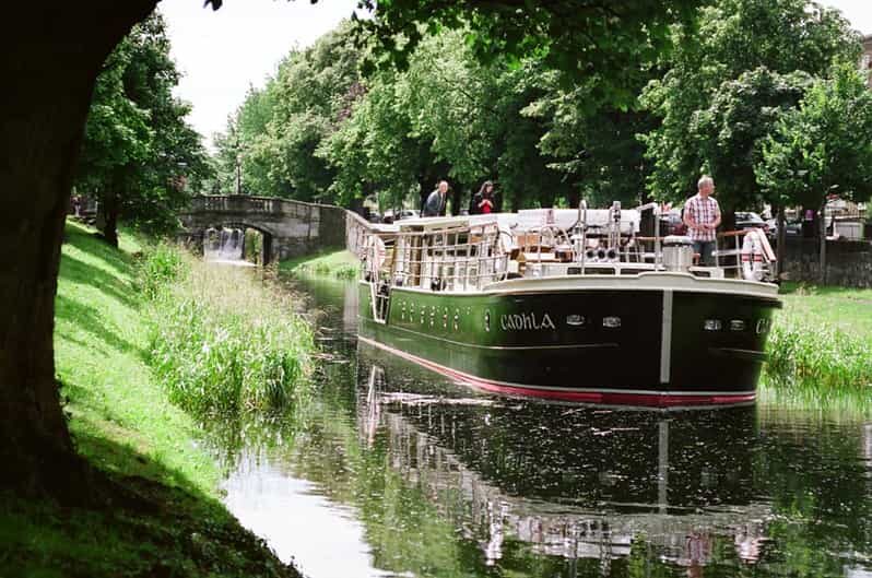 Dublin: Grand Canal Cruise with Dinner - Dinner Service: 3 Courses Plus Your First Drink