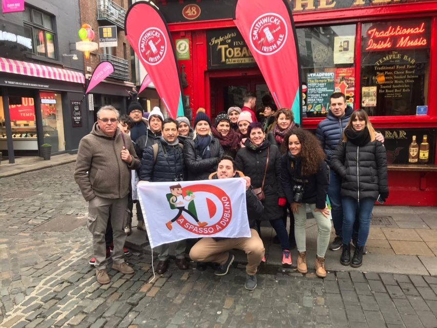 Dublin Highlights: 2.45-Hour Walking Tour in Italian - St Patrick’s Cathedral and Christ Church Cathedral: Two Facades, Two Layers of Meaning