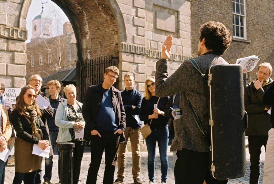 Dublin: Irish Music Walking Tour with Live Performance - Key highlights you’ll actually use