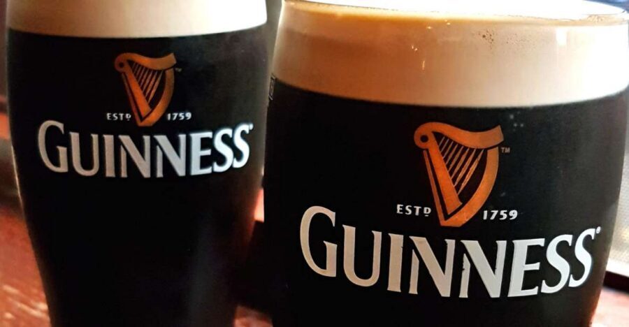 Dublin: Private Pub Tour - Meeting inside The Oak, Crane Lane and how pickup works