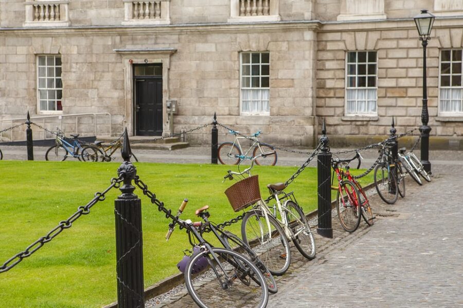 Dublin: St Patrick's, Book of Kells, and Dublin Castle Tour - The itinerary flow that makes this tour feel efficient
