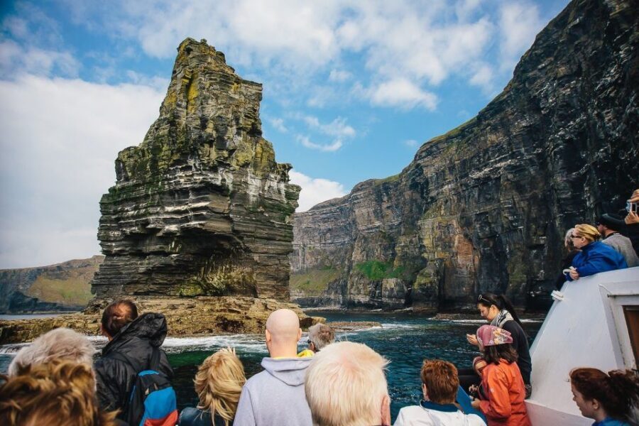 From Limerick: Full-Day Guided Tour of Cliffs of Moher - Lunch in Liscannor or Doolin: where to spend your 60 minutes wisely
