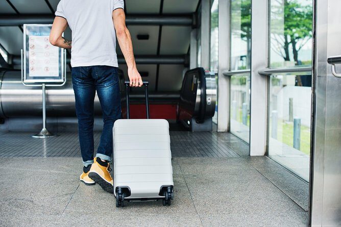 Private Dublin Departure Transfer - Hotel / Accommodation to Airport - Meeting the Driver: Hotel Lobby vs Private Address