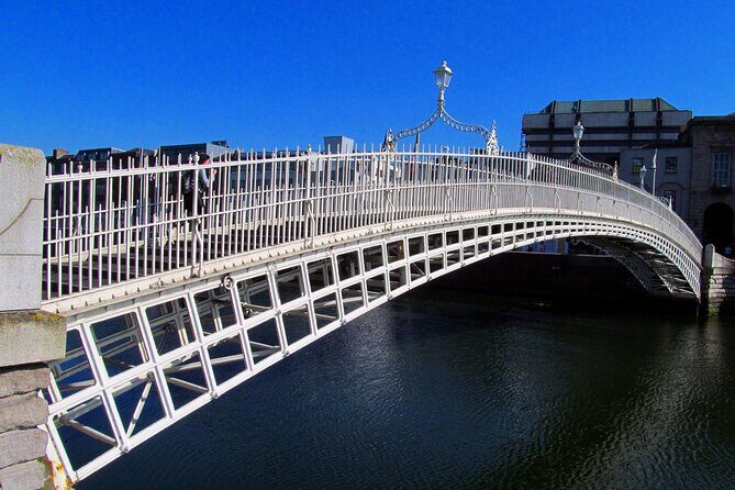 Private Fantastic Walking Tour of Dublin - Temple Bar Without the Total Tourist Overload