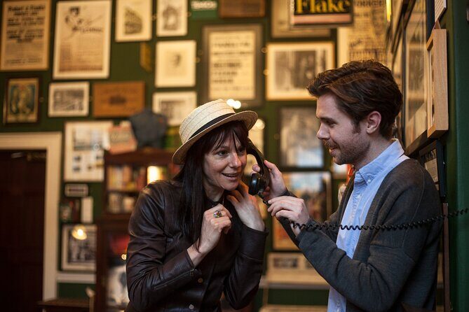 The Little Museum of Dublin: Famous Guided Tour - Gift shop time: souvenirs with a story attached