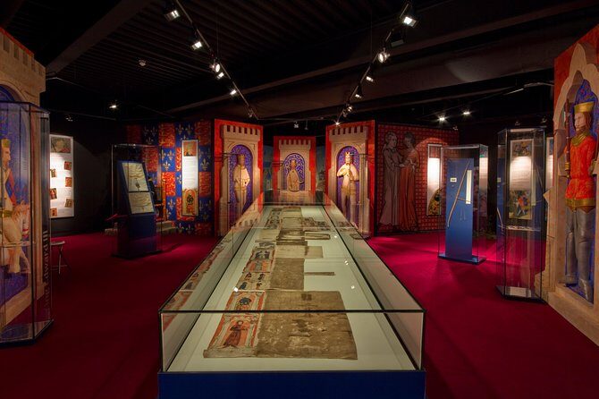 Waterford Treasures: Medieval Museum Admission Ticket - The Cap of Maintenance and Henry VIII’s Clothing